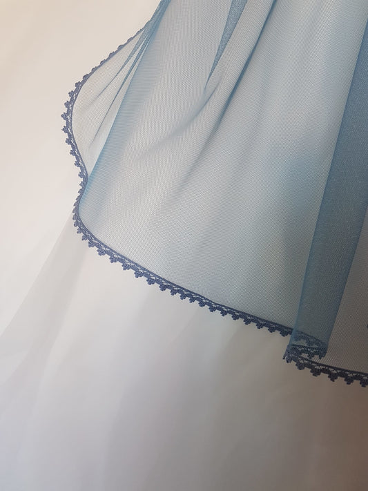 Velo de novia color azul azafata con encaje de algodón